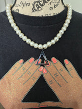 Load image into Gallery viewer, Pearl Necklace