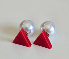 Load image into Gallery viewer, Pyramid &amp; Pearl Earrings