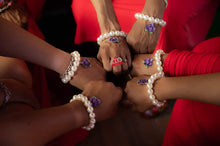 Load image into Gallery viewer, Pearl African Violet Bracelet