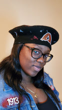Load image into Gallery viewer, "Mid" Beret